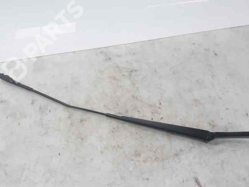 Used Front wipers mechanism Front wipers mechanism AUDI Q3 (8UB, 8UG) 2.0 TDI quattro (150 hp) 6821140 6821140