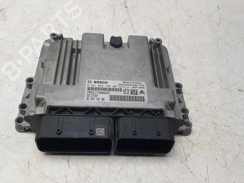 Used Engine control unit (ECU) Engine control unit (ECU) CITROËN C4 Picasso II 1.6 BlueHDi 120 (120 hp) 31060777 31060777