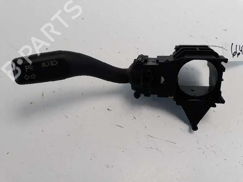 Lenkstockhalter AUDI A4 B7 (8EC) 2.5 TDI (163 hp) 8E0953513A | 8E0953513A |