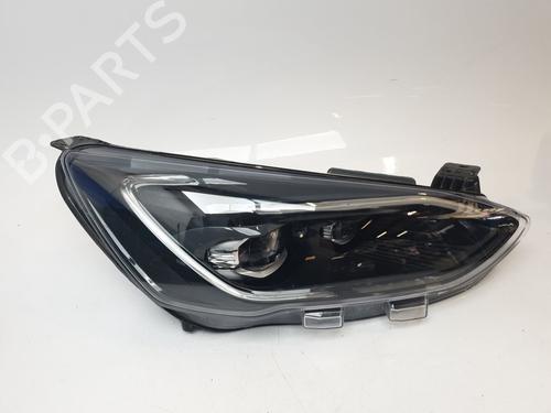 Used Right headlight FORD FOCUS III [2010-2020]  25850388