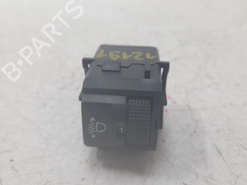 Used Switch Switch PEUGEOT 308 III (FB_, FH_, FP_, F3_, FM_) BlueHDi 130 (FBYHZL, FBYHZT) (131 hp) 34621096 34621096