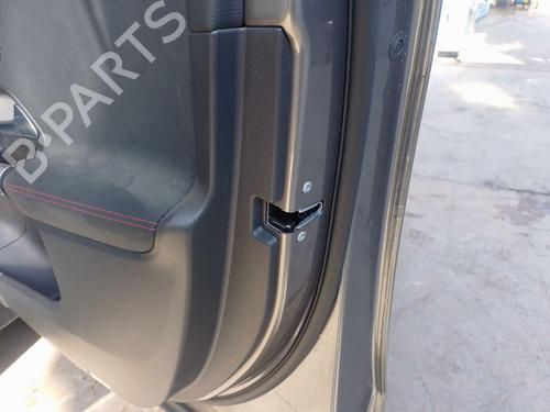 front-right-lock-mercedes-benz-eqb-x243-2021-34477062 main image