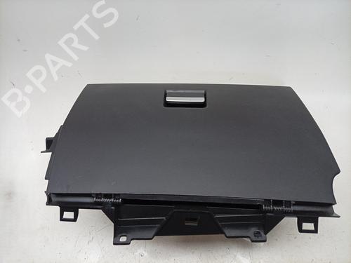 Used Glove box Glove box 19167519 19167519