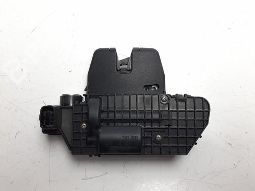 tailgate-lock-citroen-c3-ii-sc_-14-hdi-70-sc8hzc-sc8hr0-sc8hp4-9664648680-2009-7793639 main image