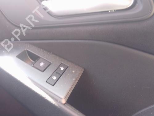 Used Right front window switch Right front window switch 38466315 38466315