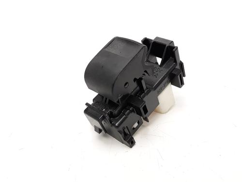 right-front-window-switch-peugeot-108-8292f8d-2014-7777790 main image