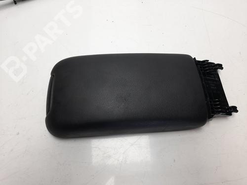Used Armrest / Center console Armrest / Center console MERCEDES-BENZ CLC-CLASS (CL203) CLC 220 CDI (203.708) (150 hp) 7154500 7154500