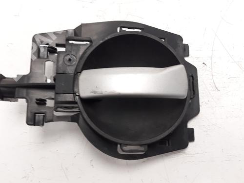 Used Rear left interior door handle Rear left interior door handle CITROËN C3 I (FC_, FN_) 1.4 i (73 hp) 8154621 8154621