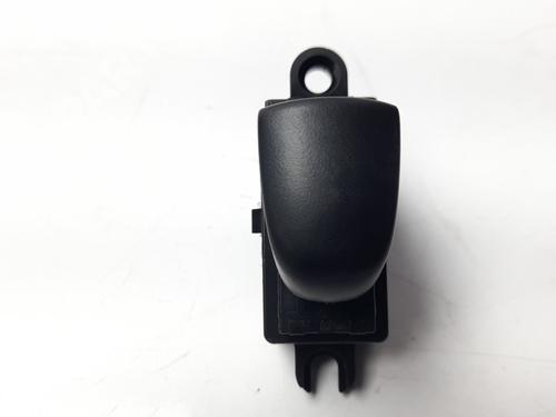Used Left rear window switch Left rear window switch NISSAN JUKE (F15) 1.2 DIG-T (115 hp) 7537315 7537315