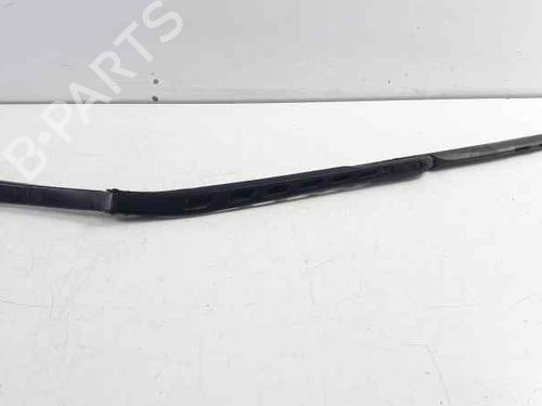 Used Front windshield wiper arm BMW 5 (E60) 530 d (218 hp) 5157032