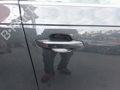 front-right-exterior-door-handle-audi-a4-b9-8w2-8wc-2015-33812294 main image