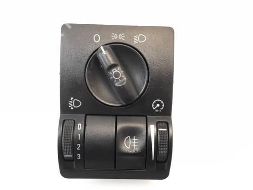Used Headlight switch OPEL CORSA C (X01) [2000-2009]  7073070