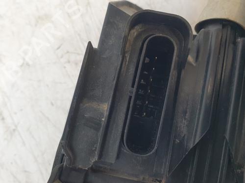 Front left lock LAND ROVER DISCOVERY SPORT (L550) 2.0 D 4x4 | BP20651333C98 