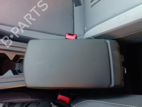 armrest-center-console-seat-leon-kl1-klg-2019-39464707 main image