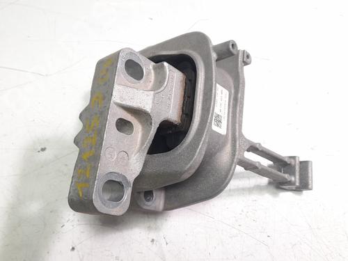 Motorophæng VW POLO VI (AW1, BZ1, AE1) 1.0 TSI (95 hp) 32081027