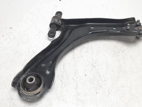 Used Left front suspension arm HYUNDAI TUCSON (TL, TLE) [2015-2023]  16056752