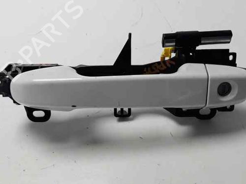 Front left exterior door handle TOYOTA YARIS (_P13_) 1.5 Hybrid (NHP130_, NHP130) BP3352114C128