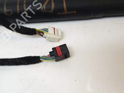 Tailgate lift support LAND ROVER DISCOVERY SPORT (L550) 2.0 D | BP26506318C138 