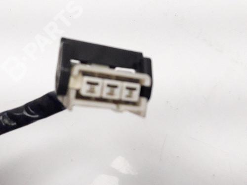 third-brake-light-audi-a1-sportback-8xa-8xf-14-tdi-8v0945097b-2011-2012-2013-2014-2015-2016-2017-2018-2019-10272663 main image