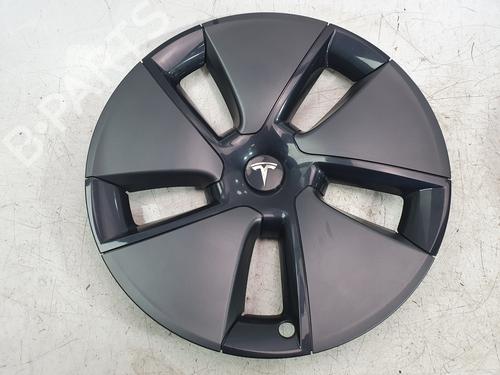 Used Hub cap Hub cap TESLA MODEL 3 (5YJ3) EV (283 hp) 36296925 36296925