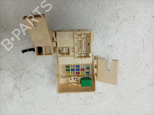 Used Fuse box Fuse box 39200478 39200478