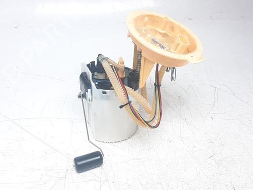 Used Fuel pump VOLVO V60 I (155) [2010-2018]  8663617
