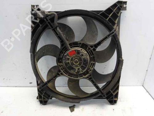 Used Radiator fan HYUNDAI SANTA FÉ I (SM) [2000-2006]  889287