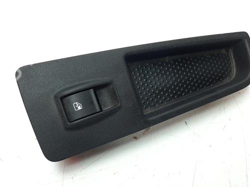 Used Right front window switch FIAT BRAVO II (198_) 1.9 D Multijet (198AXC1B) (150 hp) 8422747