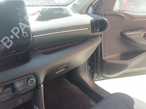 Used Glove box TOYOTA YARIS (_P21_, _PA1_, _PH1_) 1.5 (MXPA11) (125 hp) 29022041
