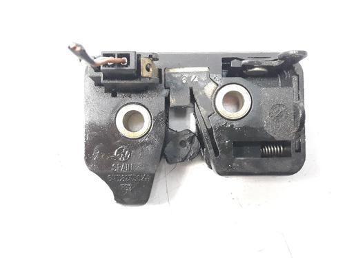 Used Tailgate lock VW POLO III (6N1) 60 1.4 (60 hp) 8220786
