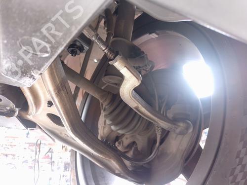 Used Right front steering knuckle Right front steering knuckle MERCEDES-BENZ GLA-CLASS (X156) GLA 200 CDI / d (156.908) (136 hp) 34193876 34193876