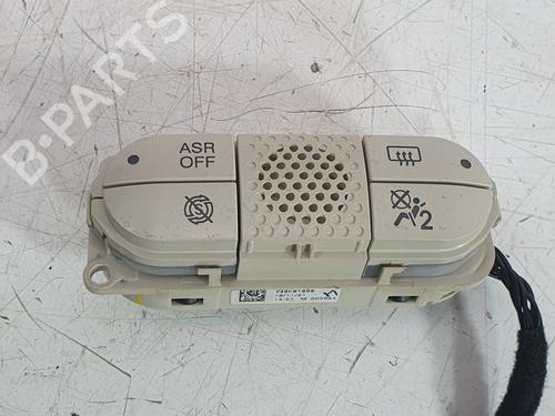 switch-fiat-500-c-312_-2009-32349599 main image