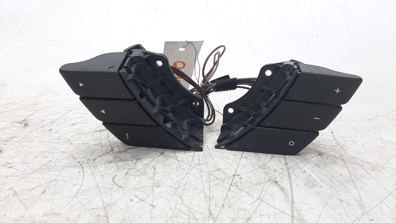 Kit Panneau + Récupération Écran Et Commandes Au Volant Pour Opel Meriva B - Neuf