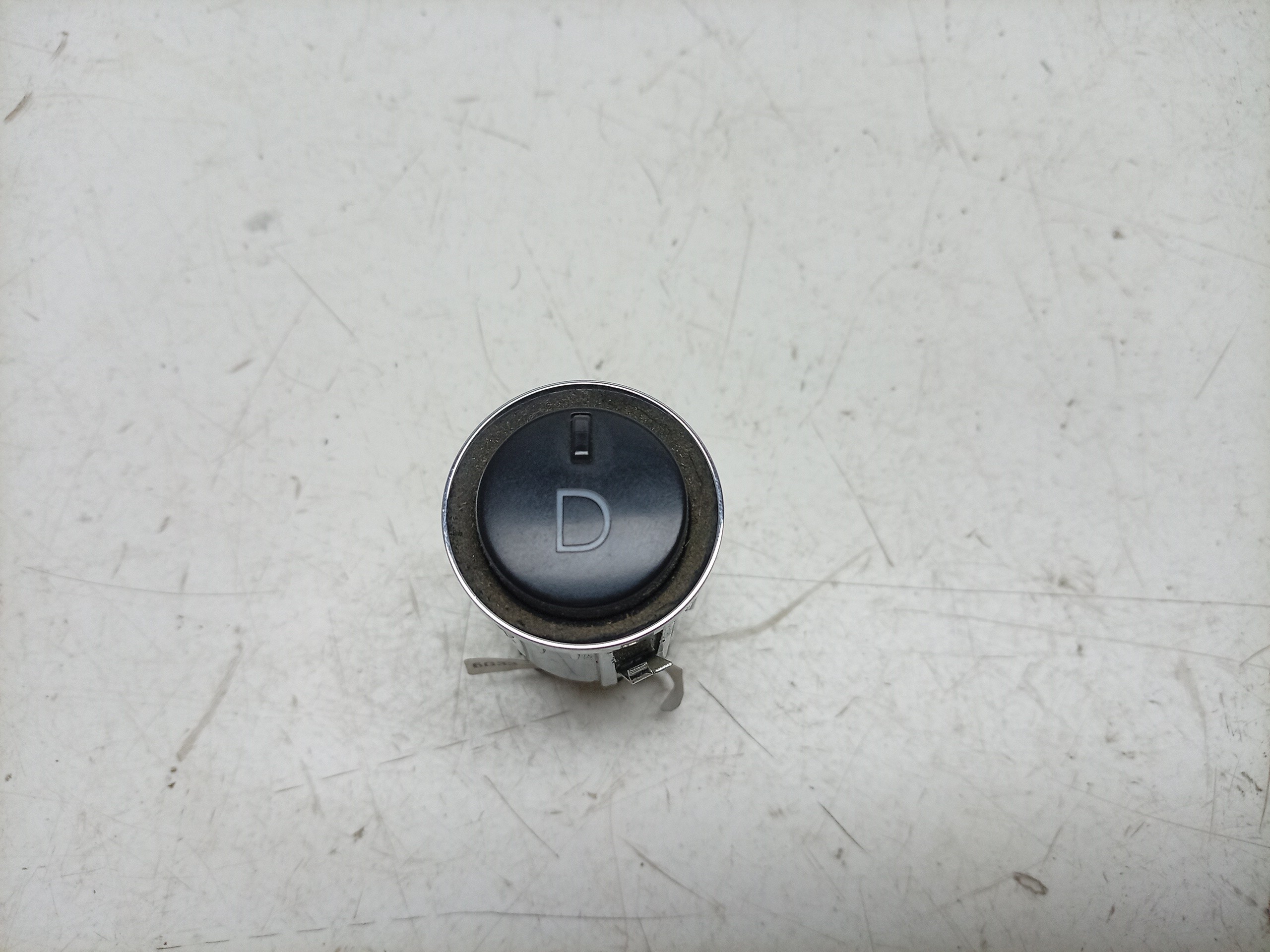 Switch – Aston Martin RAPIDE 6.0 (2010-2013)