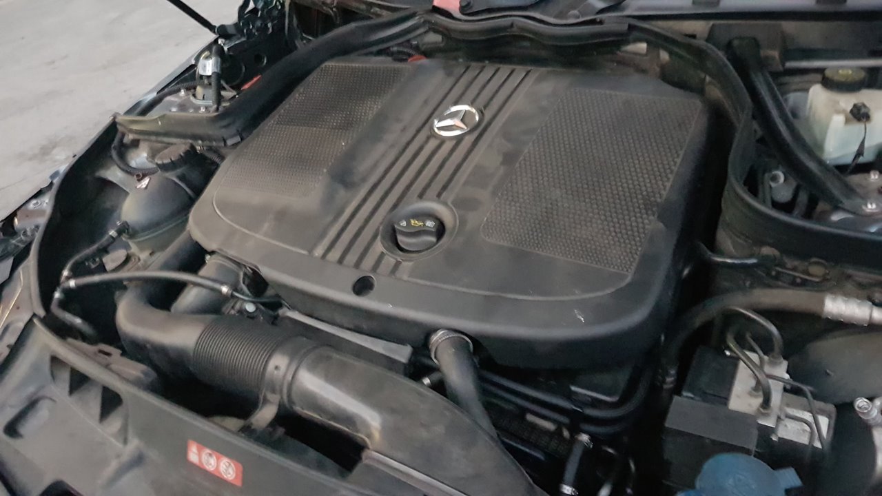 Mass air flow sensor MERCEDESBENZ CCLASS (W204) C 220 CDI (204.002) 8927116 BParts