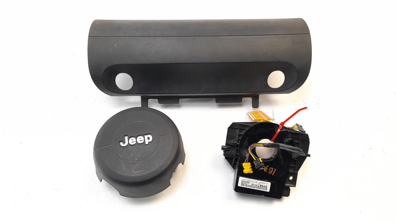 Total 53+ imagen jeep wrangler airbag cover Abzlocal.mx