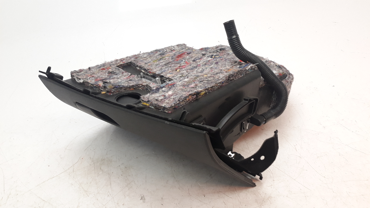 Glove box ALFA ROMEO GIULIETTA (940_) 2.0 JTDM (940FXV11) 8667579 BParts