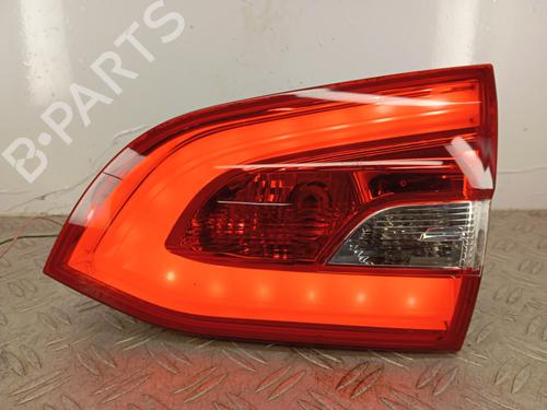 Feu de coffre droit PEUGEOT 308 SW II (LC_, LJ_, LR_, LX_, L4_) 1.6 BlueHDi 120 (120 hp) 29979452