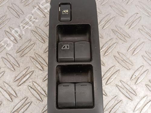 Used Left front window switch NISSAN QASHQAI I (J10, NJ10) 1.5 dCi (106 hp) 30515967