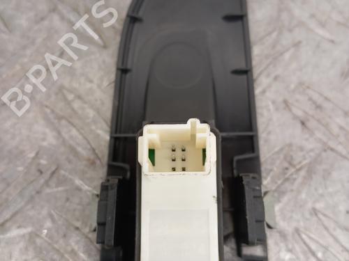 Right rear window switch PEUGEOT 5008 II (MC_, MJ_, MR_, M4_) 1.5 BlueHDi 130 (MCYHZJ, MCYHZR, MCYHZX) | BP28348314I28 