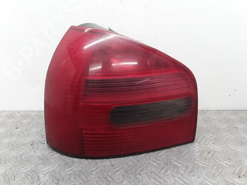 Venstre baglygte AUDI A3 (8L1) 1.6 (101 hp) 28337798