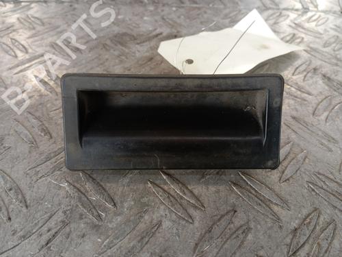 Used Tailgate handle Tailgate handle VW TOURAN (1T3) 2.0 TDI (140 hp) 31115995 31115995