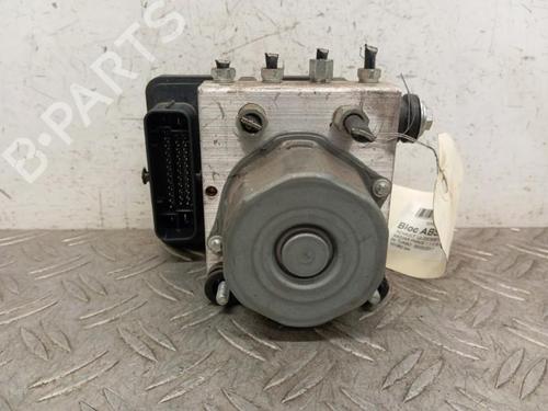 Used ABS pump RENAULT KADJAR (HA_, HL_) 1.5 dCi 110 (HLA3) (110 hp) 28344369