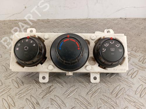 Used Climate control RENAULT MASTER III Van (FV) 2.3 dCi 100 FWD (FV0A, FV0B, FV0G, FV0K, FV0H) (101 hp) 32745757