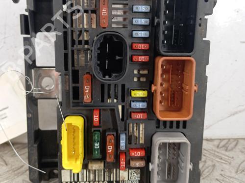 Used Fuse box CITROËN C4 Picasso I MPV (UD_) 1.6 HDi (109 hp) 32065282