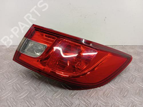 Used Right taillight RENAULT CLIO IV (BH_) 1.2 16V (73 hp) 28339245