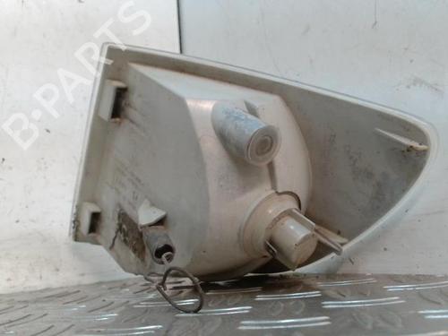 Used Right front indicator MERCEDES-BENZ VITO Van (W638) 108 CDI 2.2 (638.094) (82 hp) 28340634