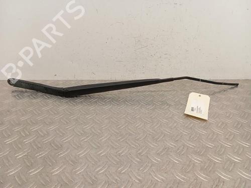 Used Front windshield wiper arm RENAULT CLIO IV (BH_) 1.5 dCi 90 (90 hp) 28341696