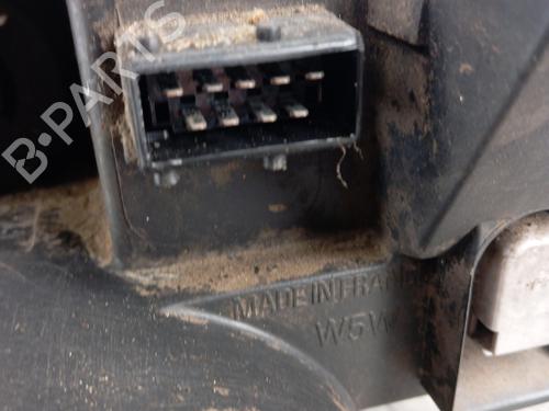 Right headlight CITROËN C8 (EA_, EB_) 2.0 HDi 165 | BP32371316C29