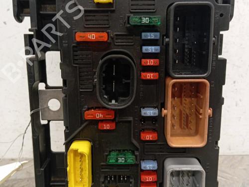 Used Fuse box PEUGEOT 307 Break (3E) 1.6 HDi 110 (109 hp) 28339527